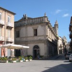 Piazza Elena, veduta del Convento e della Chiesa di S. Francesco